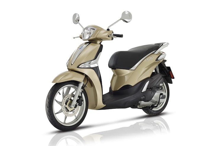 Piaggio Liberty 125 Scooter review price spec (4)