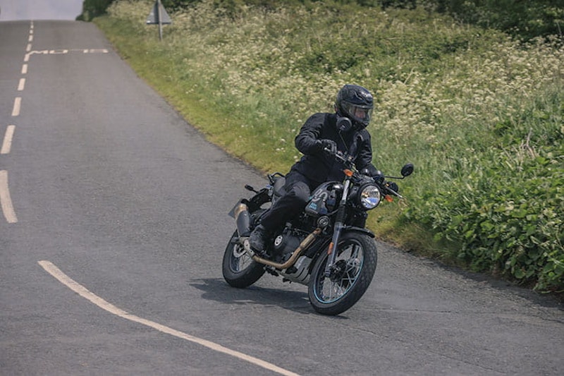 Royal Enfield Scram 411 2022 Review Price Spec_64