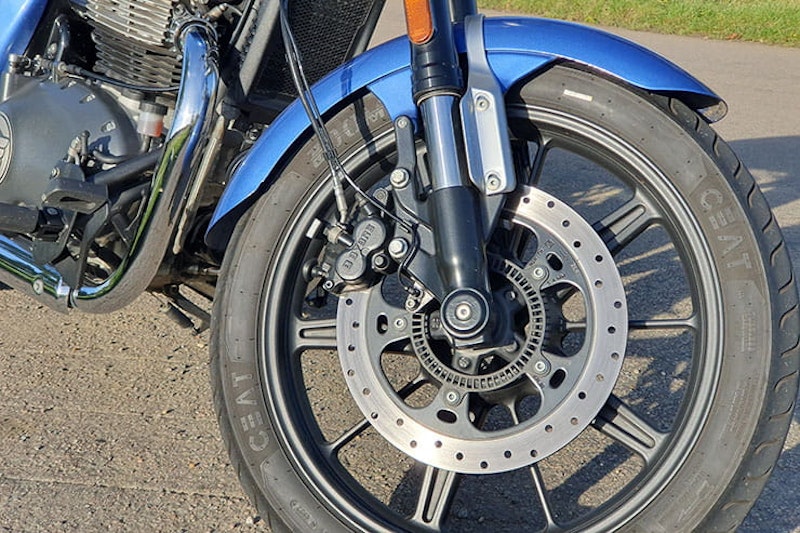 2023 Royal Enfield SuperMeteor 650 Review Details Price Spec_126