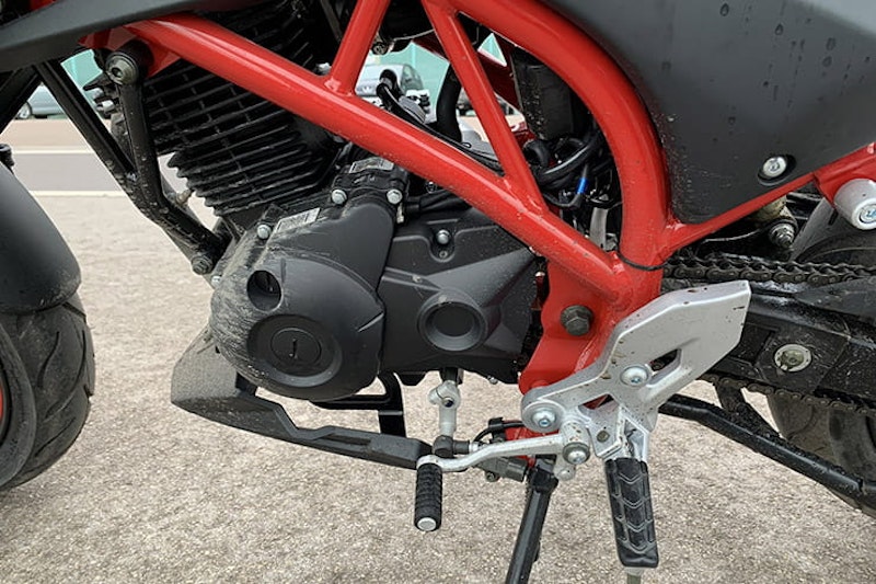 Sinnis’ L-plate streetfighter has funky styling, excellent handling and brakes all for £2199