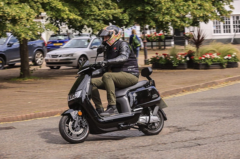 2021 Sunra MIKU Super Robo-S electric bike review price spec_40