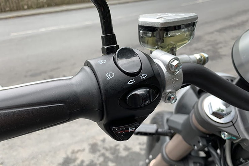 With a removable battery, a top speed of 60mph and a government grant, is the Super Soco a good choice for commuters needing something more than a bicycle?