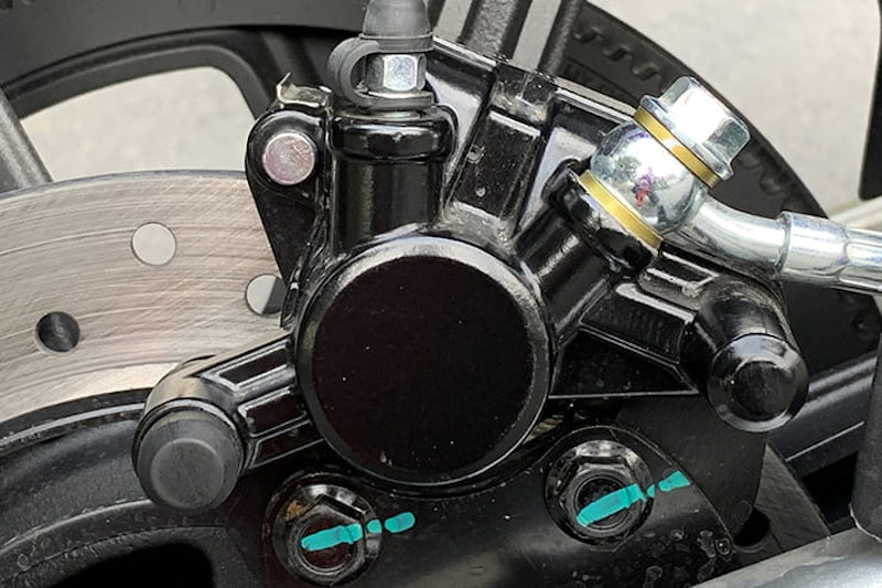 With a removable battery, a top speed of 60mph and a government grant, is the Super Soco a good choice for commuters needing something more than a bicycle?