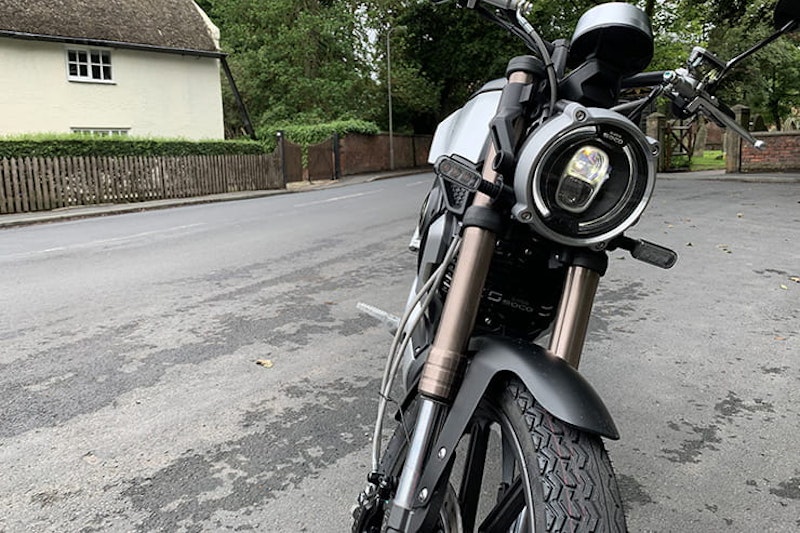 With a removable battery, a top speed of 60mph and a government grant, is the Super Soco a good choice for commuters needing something more than a bicycle?