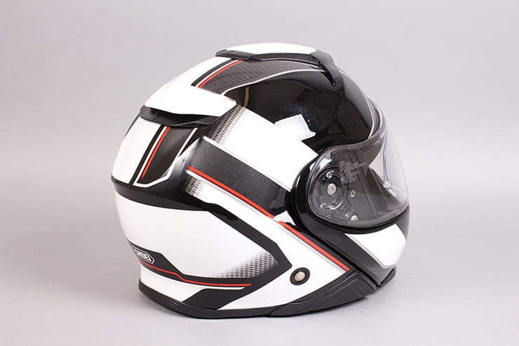 Shoei Neotec II motorcycle helmet review.
