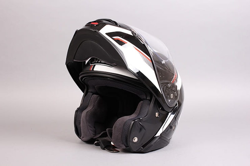 Shoei Neotec II motorcycle helmet review.