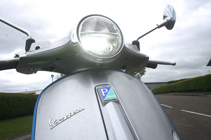 Vespa Elettrica 2021 Review Price Spec_12