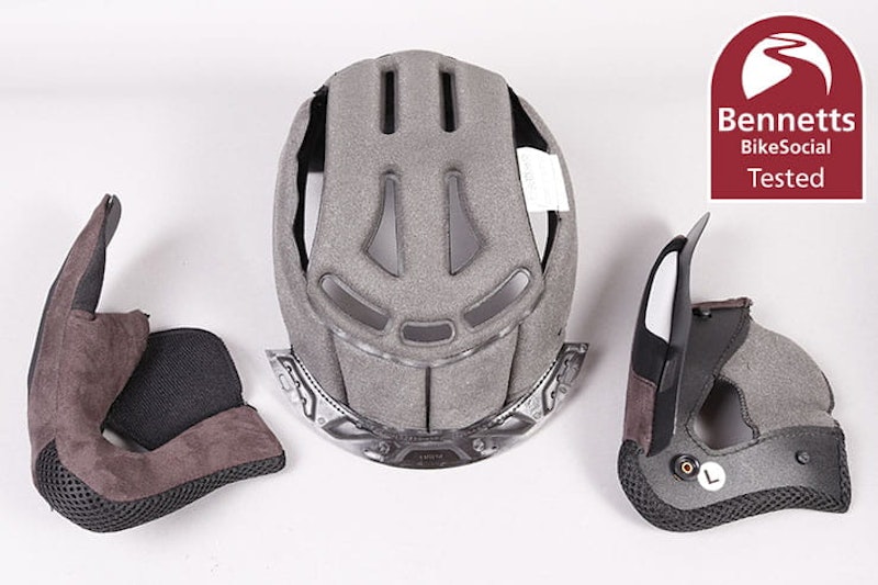 Caberg Flyon motorcycle helmet review_20