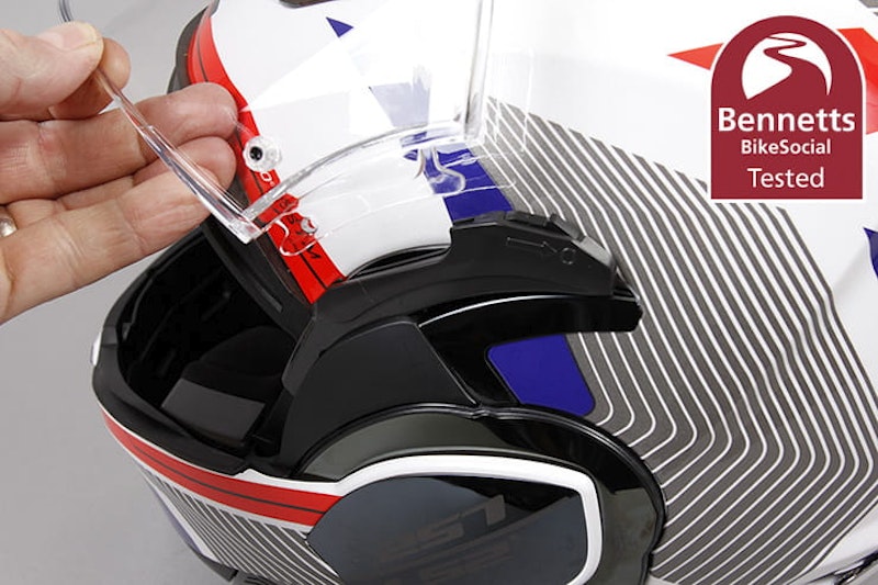 LS2 Valiant 2 helmet review_21