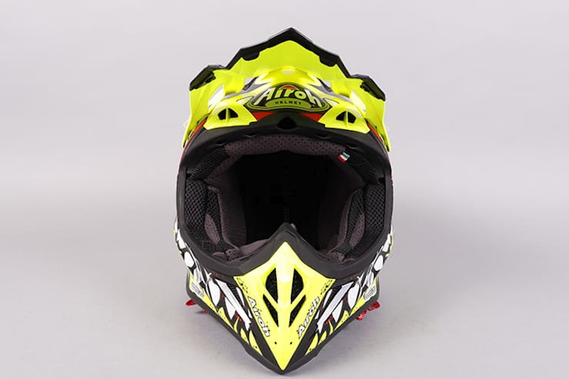 Airoh Aviator 2.2 MX lid review