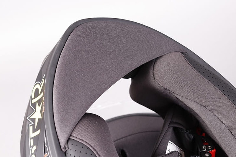 Tested: Airoh Valor helmet review