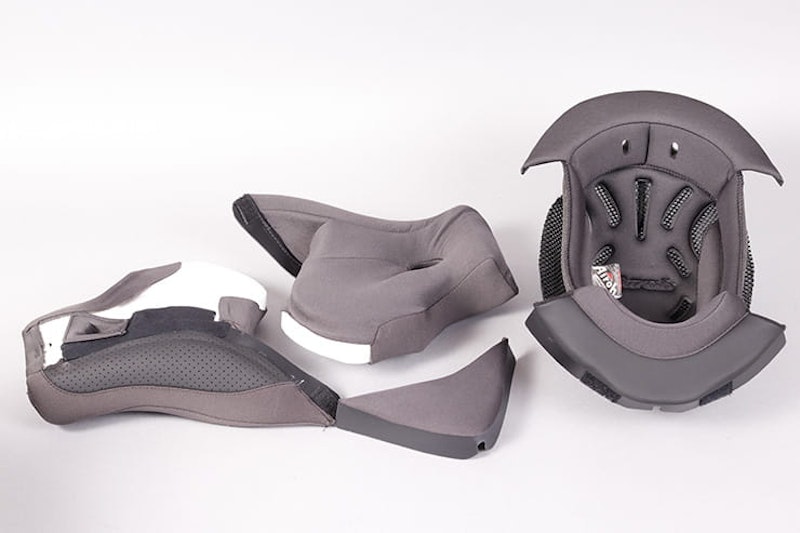 Tested: Airoh Valor helmet review