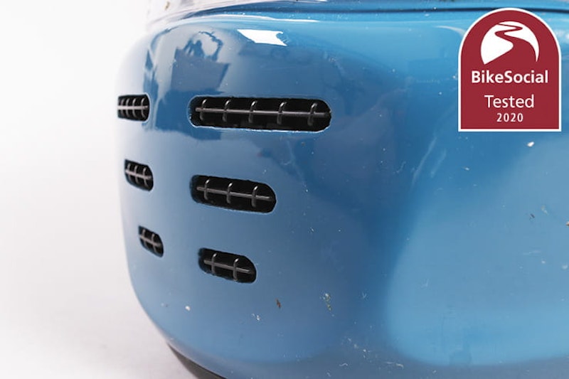 Bearing the original Hirotake Arai logo of 1956, the Arai HA Rapide is a modern motorcycle helmet with distinctly retro styling. Full and honest review…