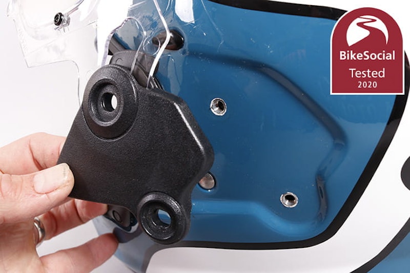 Bearing the original Hirotake Arai logo of 1956, the Arai HA Rapide is a modern motorcycle helmet with distinctly retro styling. Full and honest review…