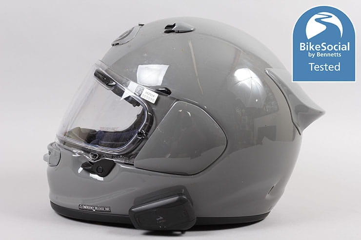 Arai Quantic Grey