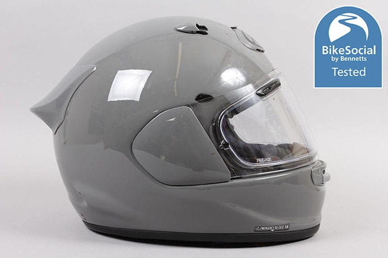 Arai Quantic side look