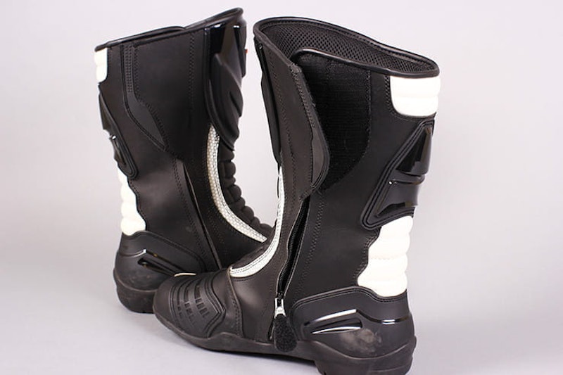 DXR Code Boots review