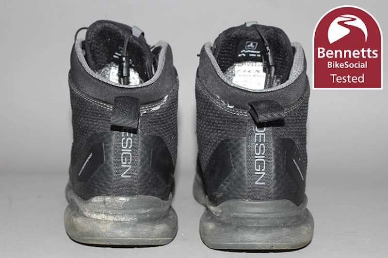 Momo Firegun-3 motorcycle boots review_11