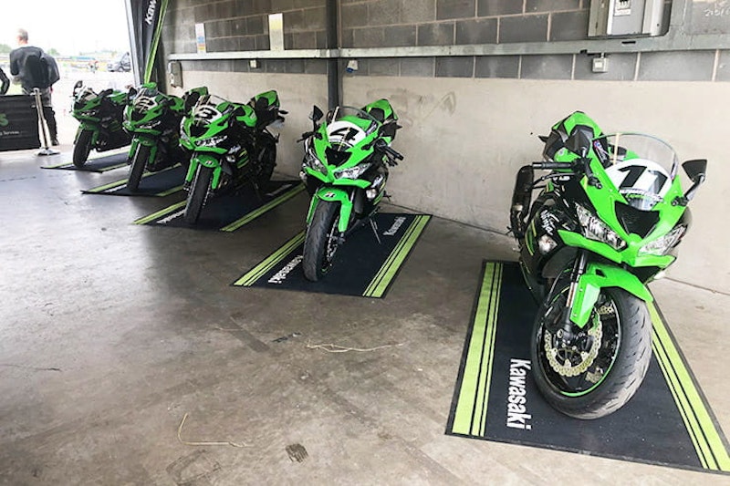 BSB champion, Leon Haslam, teaches for three track sessions while we ride the 2019 Kawasaki ZX-6R, as the manufacturer encourages others to try it.