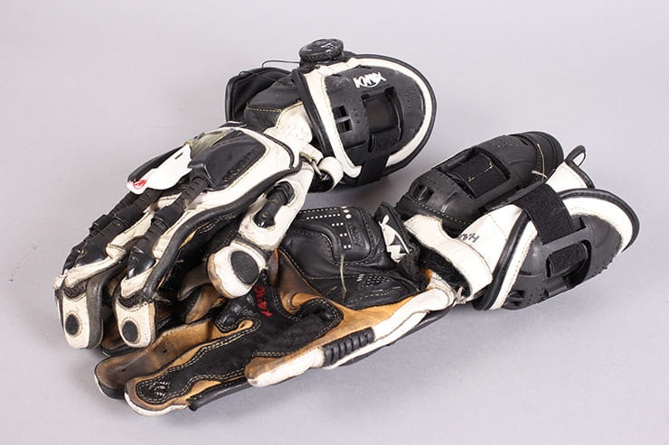 Knox Handroid motorcycle gloves BikeSocial review