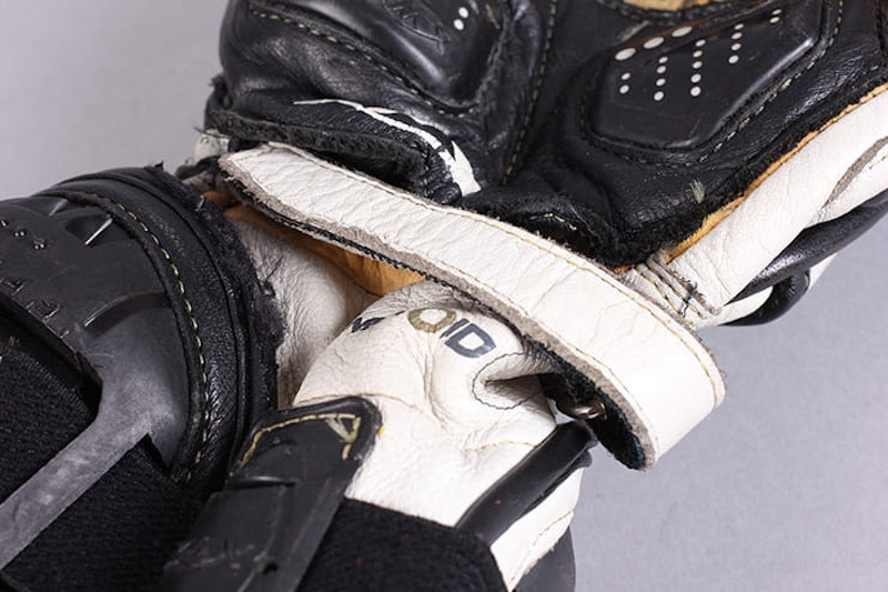 Knox Handroid motorcycle gloves BikeSocial review