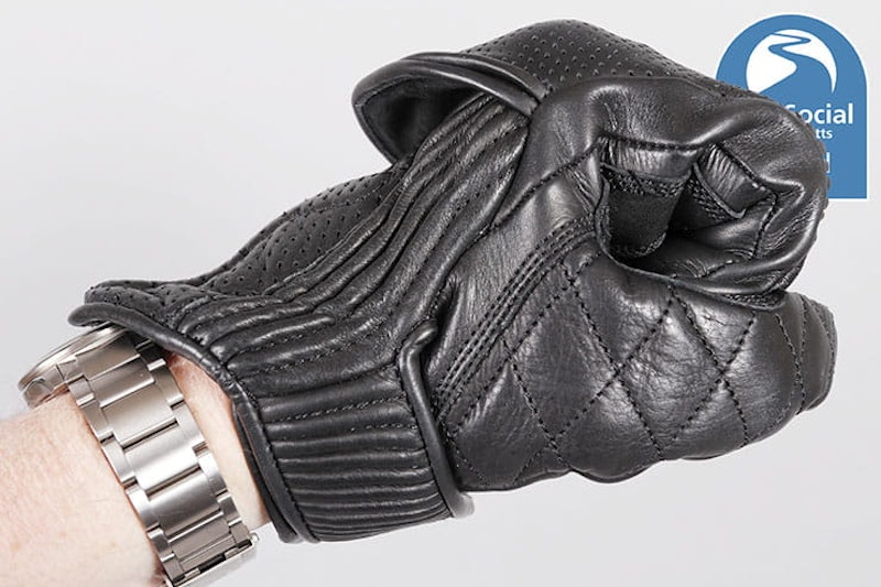 Goldtop Predator motorcycle gloves review_04