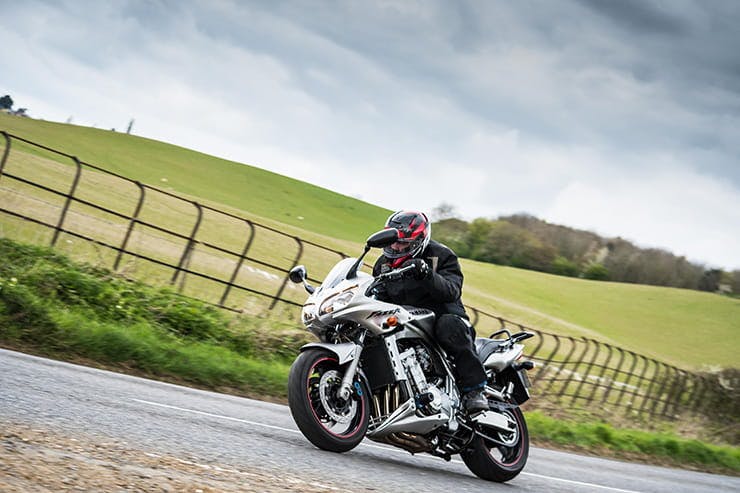 Yamaha FZS Fazer 1000 2002 Review So much bike not much money