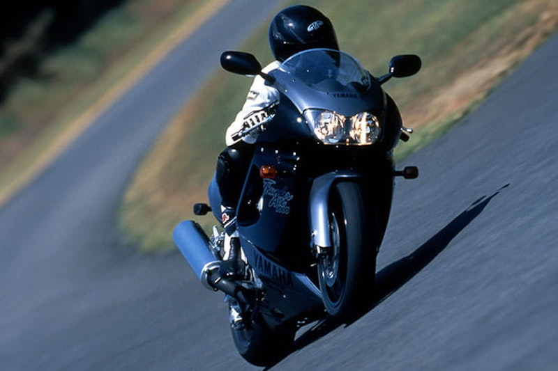 1996 Yamaha YZF1000R Thunderace Review Used Price Spec_05