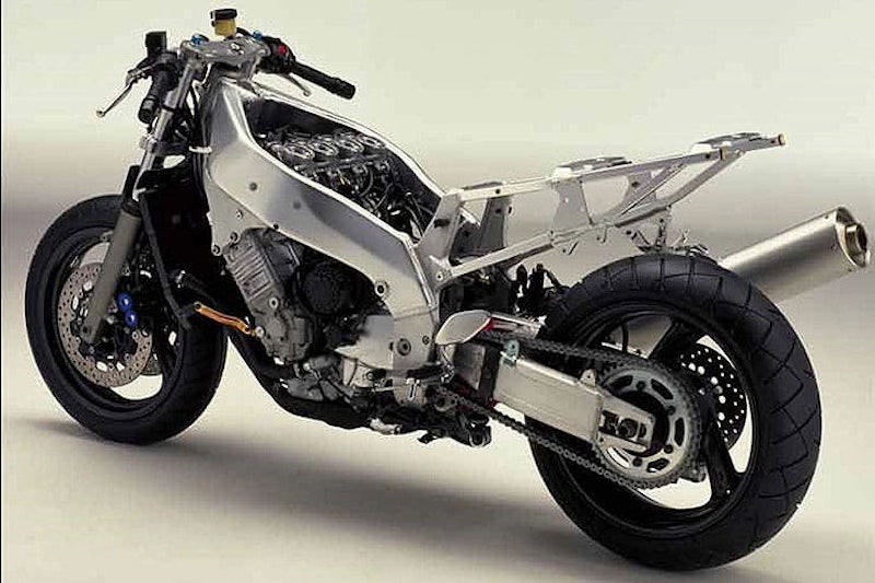 1996 Yamaha YZF1000R Thunderace Review Used Price Spec_11