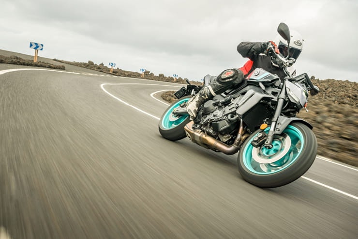 2024 Yamaha MT-09 Review Details Price Spec_202