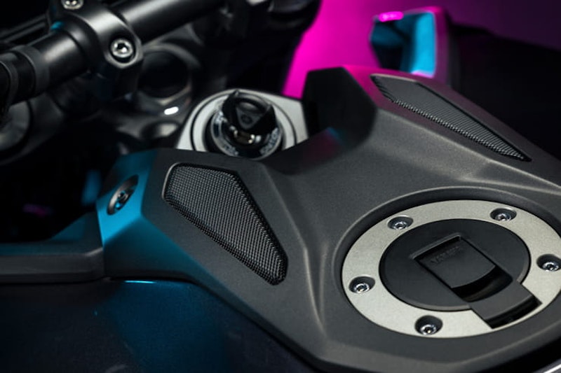 2024 Yamaha MT-09 Review Details Price Spec_208