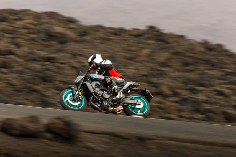 2024 Yamaha MT-09 Review Details Price Spec_212