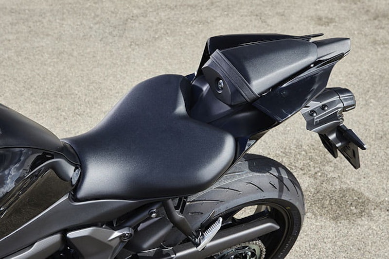 Yamaha YZF700 R7 2022 Review Price Spec_049