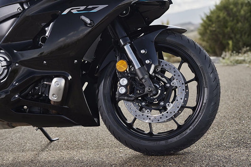 Yamaha YZF700 R7 2022 Review Price Spec_041