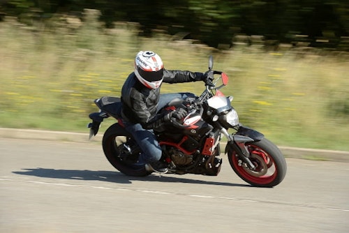 Yamaha MT-07 MotoCage (2015) - Review