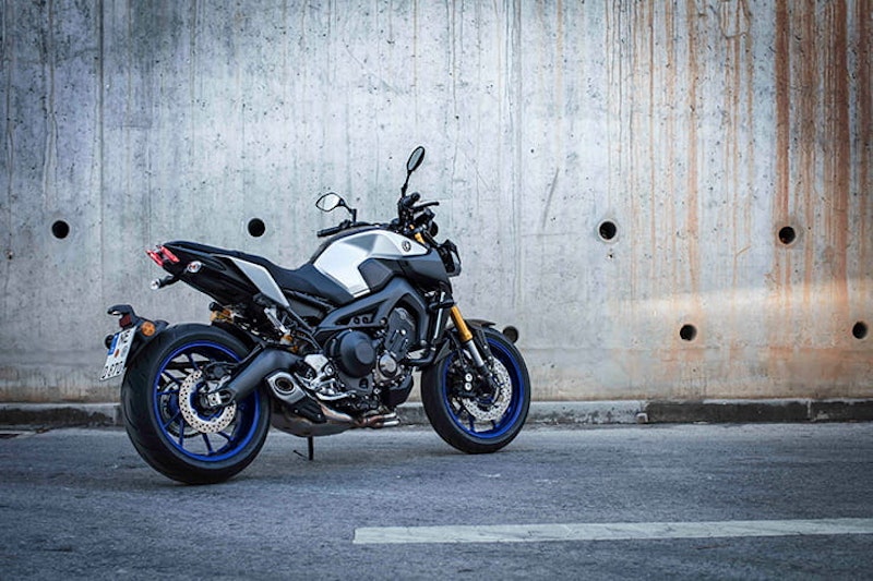 Yamaha MT09 SP BikeSocial review