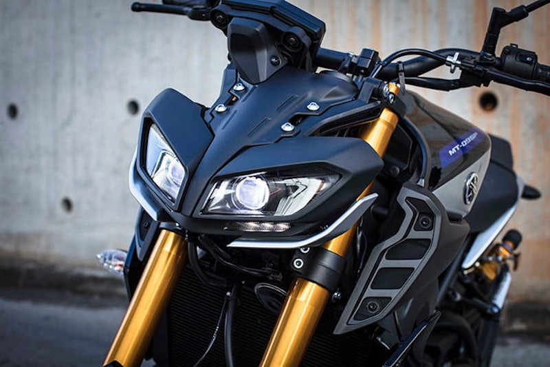 Yamaha MT09 SP BikeSocial review