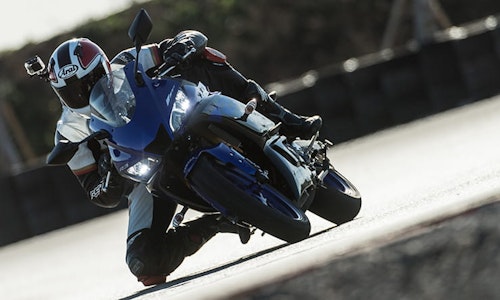 2019 Yamaha R3 Review | Road & track tested! | BikeSocial