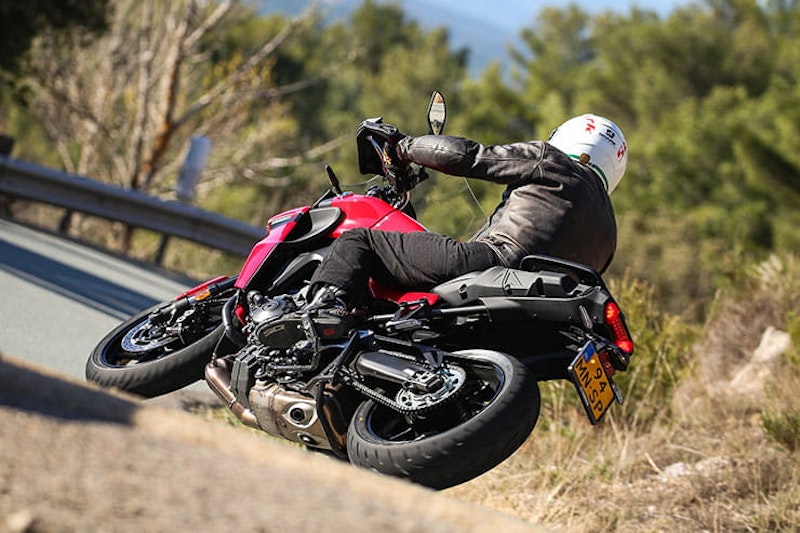2021 Yamaha Tracer 9 GT Review Price Spec (69)