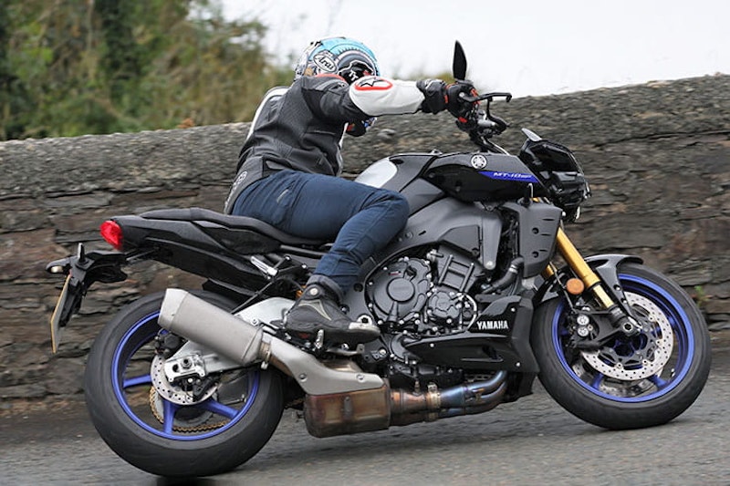 2022 Yamaha MT-10 SP Review Price Spec_89