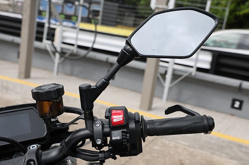 2022 Yamaha MT-10 SP Review Price Spec_49
