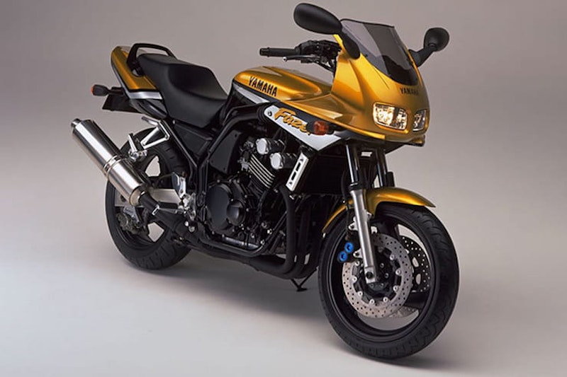 Yamaha FZS600 Fazer Review (1998-2003) + Buying Guide