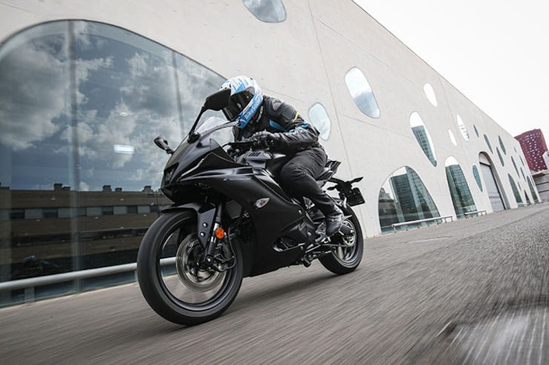 2023 Yamaha R125 Review Details Spec Price_33