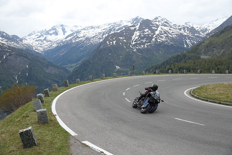 Yamaha NIKEN BikeSocial Review