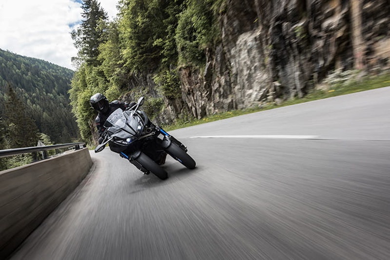 Yamaha NIKEN BikeSocial Review