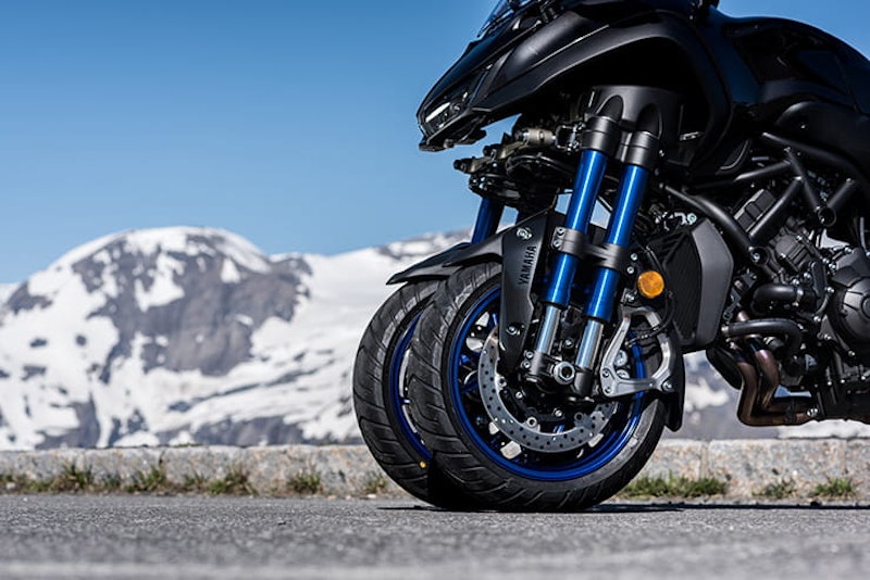 Yamaha NIKEN BikeSocial Review
