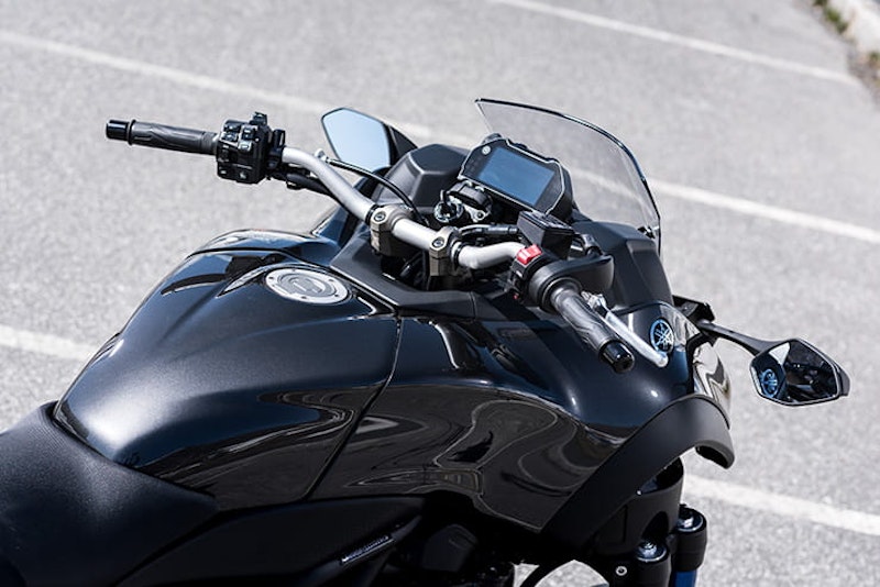 Yamaha NIKEN BikeSocial Review