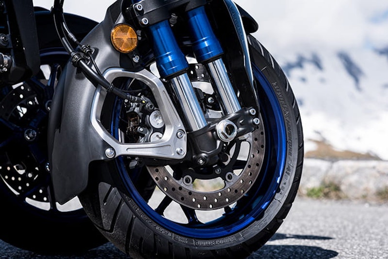 Yamaha NIKEN BikeSocial Review