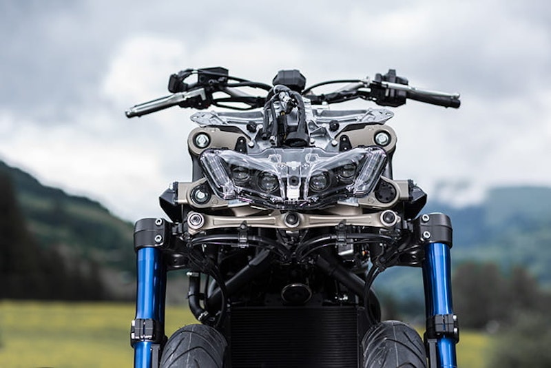 Yamaha NIKEN BikeSocial Review