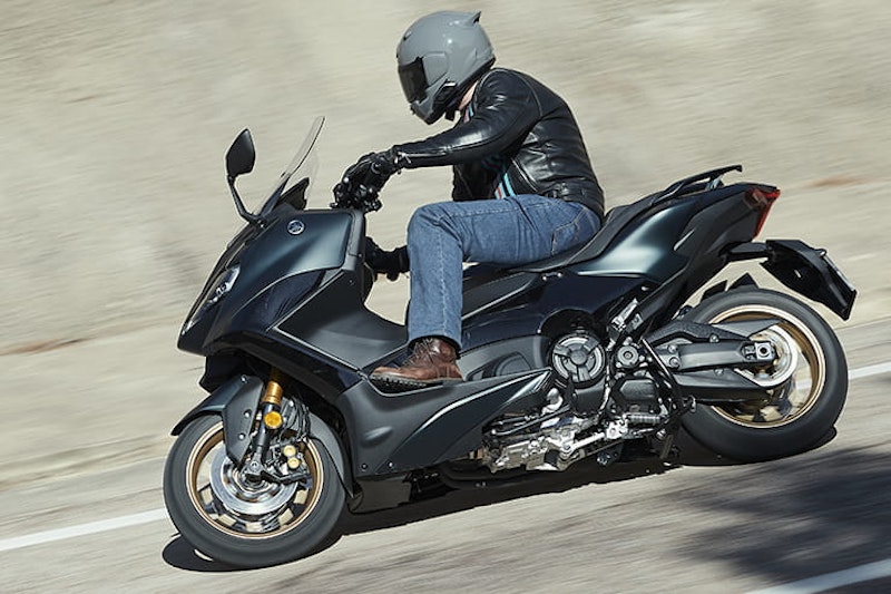 Yamaha TMAX review 2022 Tech Max_04